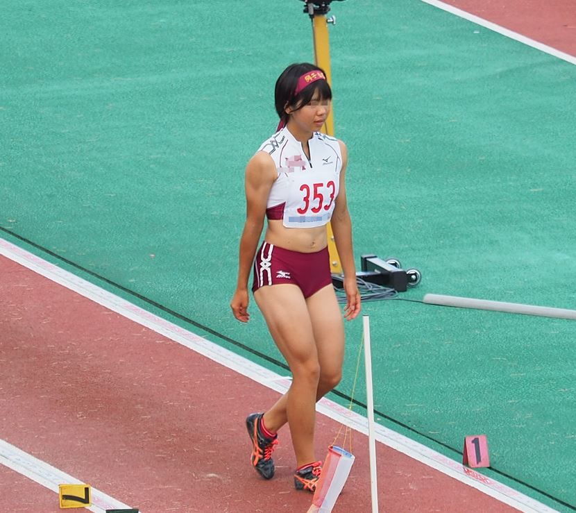 地方の陸上　幅跳び ふくふく 第48回東北陸上競技選手権大会　花巻東高校　青山学院大学　ハイレグブルマ　砂ブルマ　銀行ブルマ　七十七銀行　女子陸上部　陸上　陸上女子
