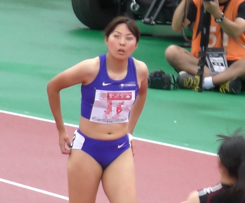 スタート前のウォームアップ ぼーんほわいと　第103回日本選手権FUKUOKA　市川華菜　TEAMミズノ　実業団　社会人ブルマ　壱岐あいこ　妹ブルマ　住友電工実業団　女子陸上部　DENSO陸上部　山中日菜美