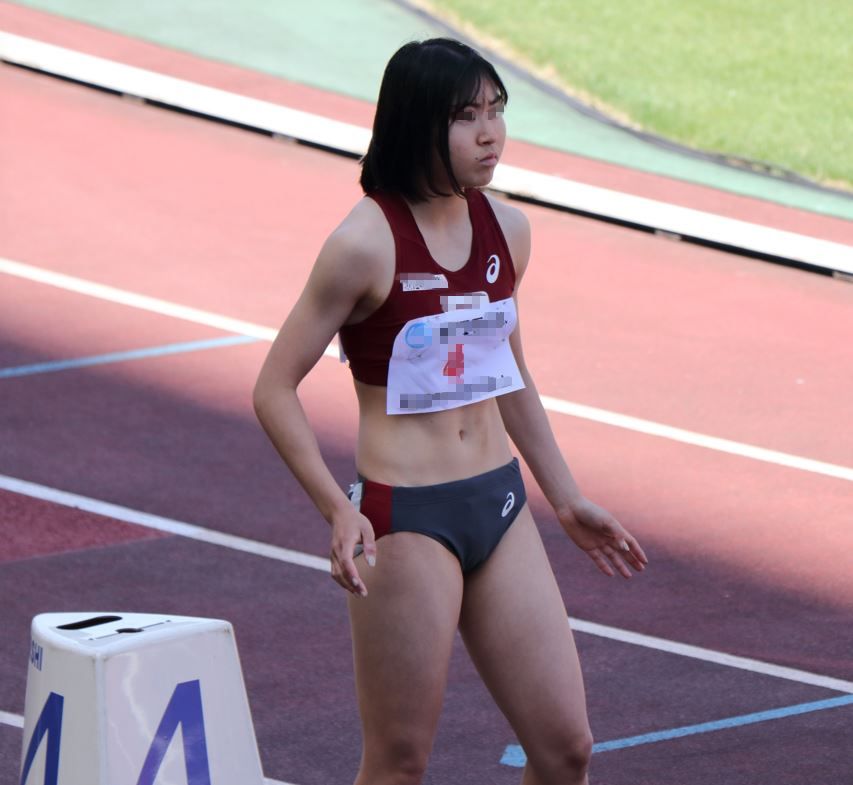 陸上美女画像集 THE DRUNSSOR 児玉芽生 実業団陸上女子ミズノ TEAM MIZUNO 至学館大学 陸上セパレートユニフォーム モデルチェンジ 中央大学 女子陸上部 スズキ自動車AC 岩田優奈 OGブルマ 立命館大学女子陸上部 人気のアシックス製セパレートユニフォーム ストレッチブルマ