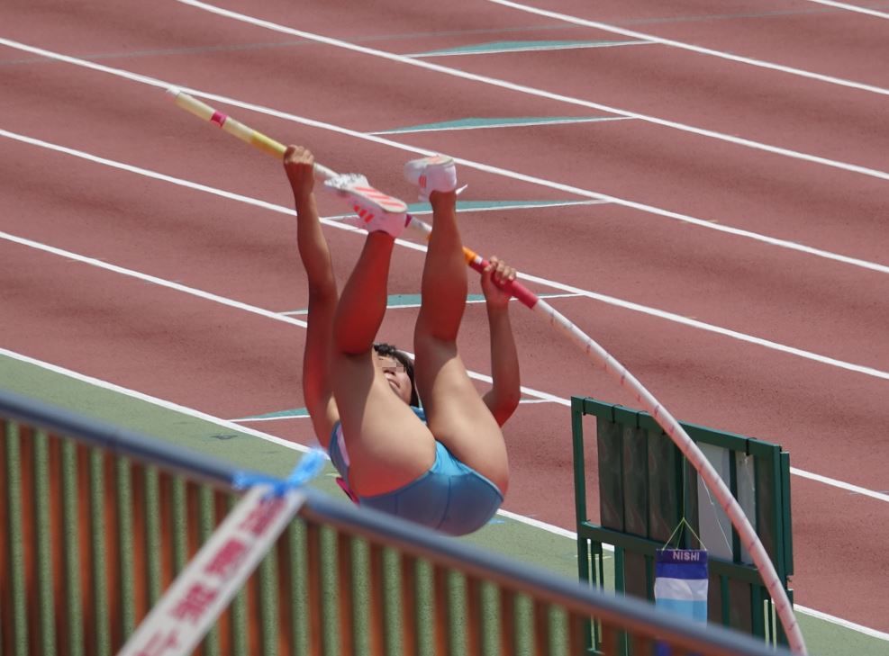 陸上女子コレクションVol.58 R1 棒高跳び　ハミぱんブルマ　陸上　陸上女子　中京大学　武庫川女子大学　陸上部　インナーはみ出し　九州共立大学女子陸上部　2017日本学生個人　東京学芸大学　女子陸上部