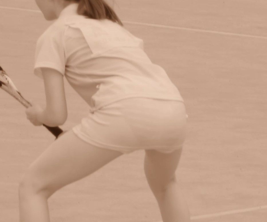 テニス選手 盗撮 高校女子テニス部試合盗撮に見える『透けパンツ』の新たな可能性